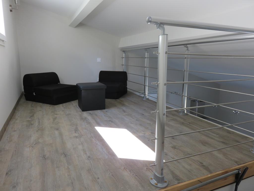 La Petite Maison Malataverne Bagian luar foto