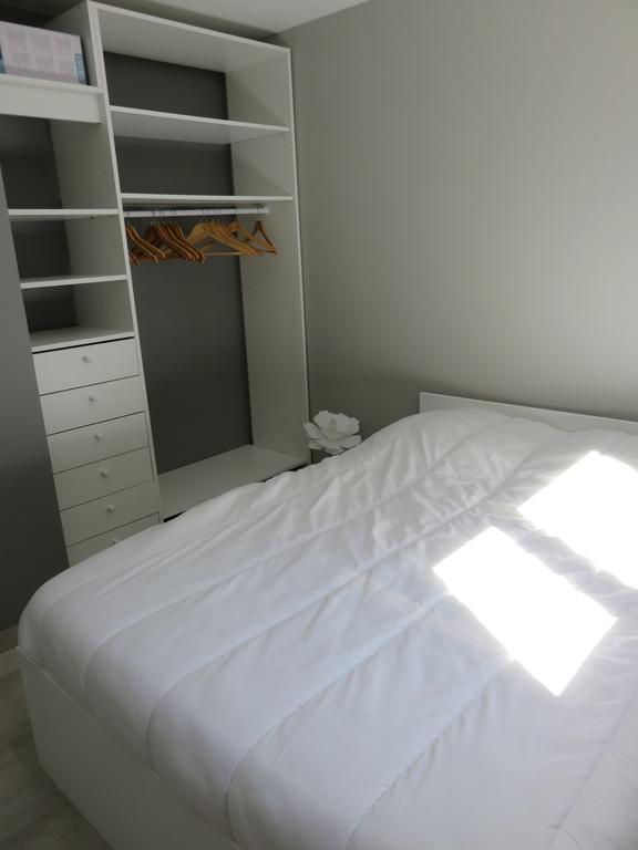 La Petite Maison Malataverne Bagian luar foto